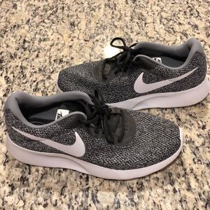 Men’s Nike Sneaker 10.5